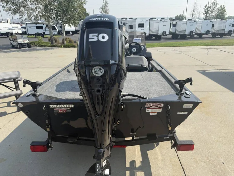 Slide: The Image of Tracker XL Classic 2023 - 5