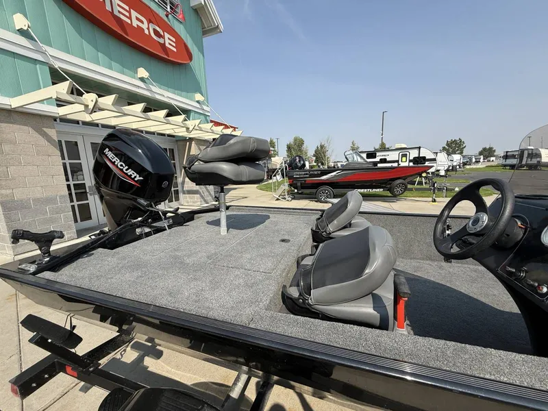 Slide: The Image of Tracker XL Classic 2023 - 9