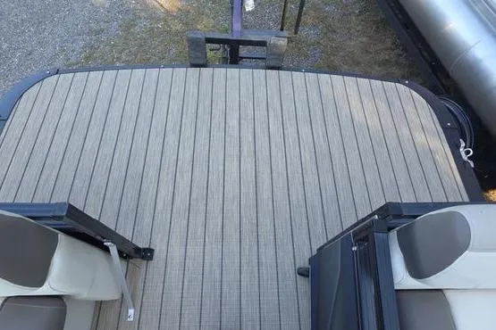 Slide: The Image of 2023 Avalon 2380 VENTURE CRUISE boat deck with seating, featuring a sleek design. - 15