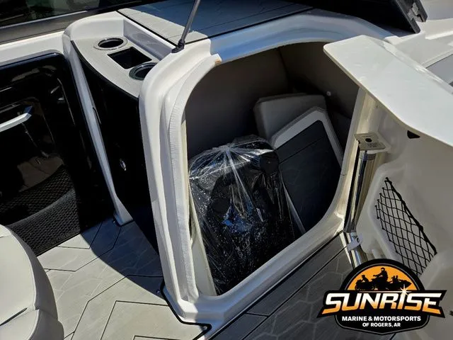 Slide: The Image of Yamaha 252XE 2022 - 32