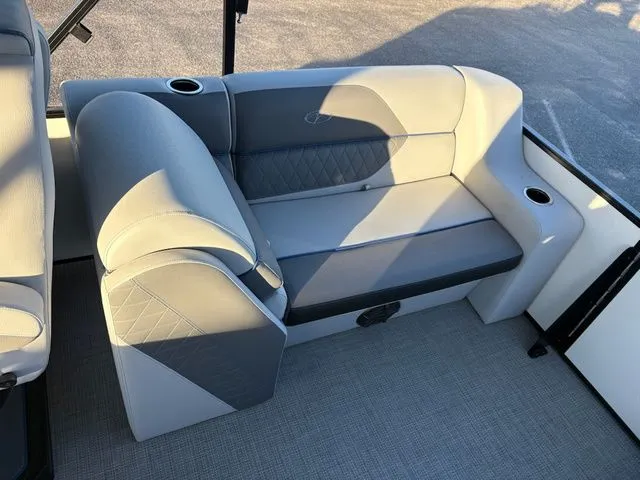 Slide: The Image of Veranda Vista Sport VS 22 RC 2026 - 14