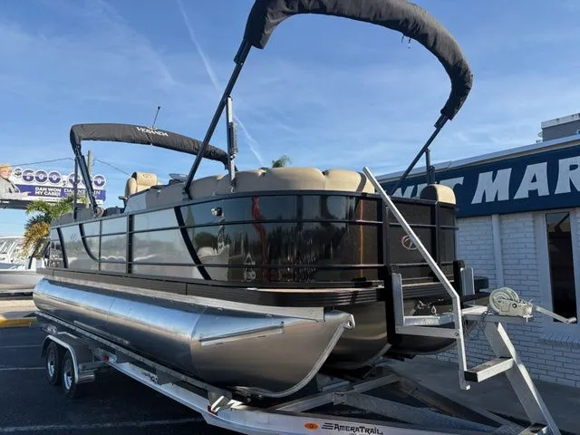 Slide: The Image of Veranda Relax RC VR22RC 2026 - 4