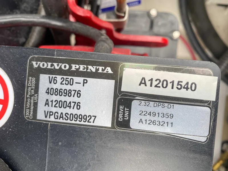 Slide: The Image of Chaparral 23 SSi 2026 - 22