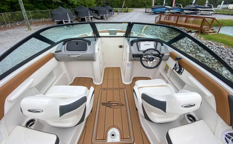 Slide: The Image of Chaparral 23 SSi 2026 - 13