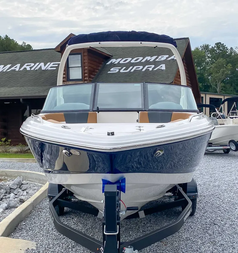 Slide: The Image of Chaparral 23 SSi 2026 - 4