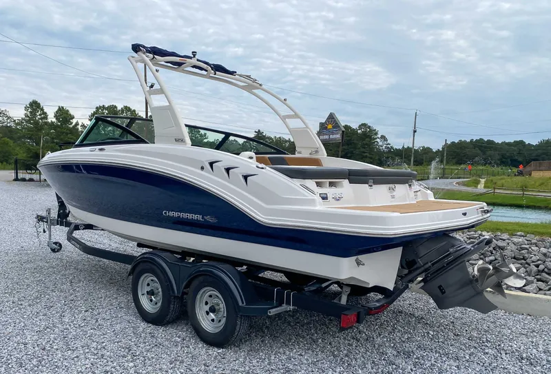 Slide: The Image of Chaparral 23 SSi 2026 - 8