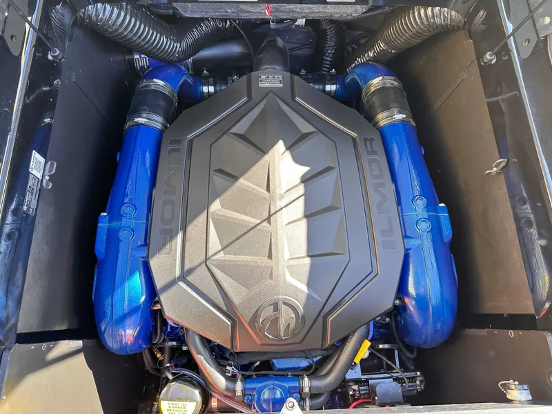 Slide: The Image of MasterCraft XT24 2025 - 16