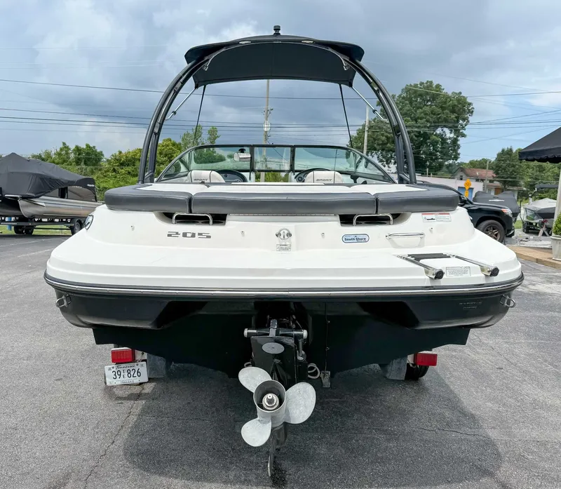 Slide: The Image of Sea Ray 205 Sport 2012 - 9