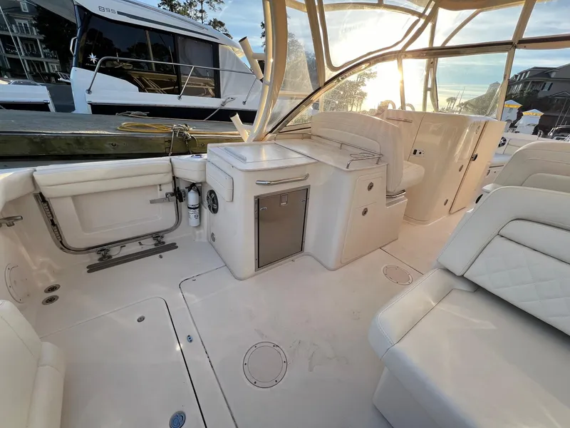 Slide: The Image of Cockpit (port) - 47