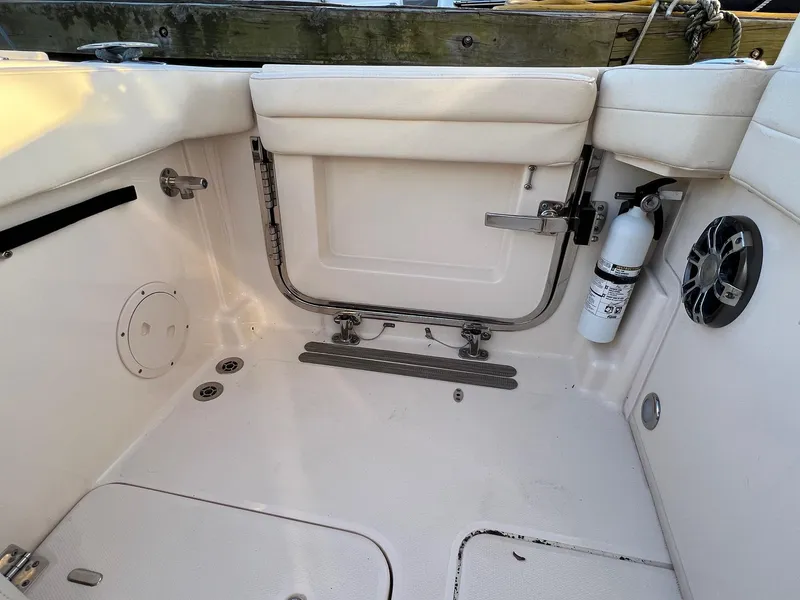 Slide: The Image of Port Side Gate (closed) - 48