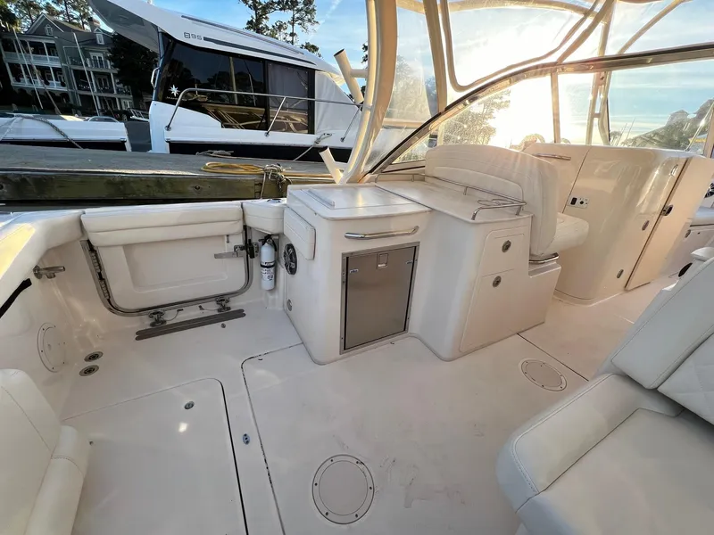 Slide: The Image of Facing Port - 51