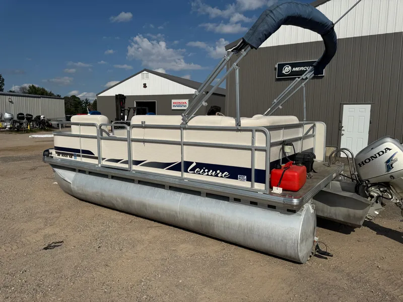 Slide: The Image of Premier Leisure 2025 Island Pontoon 2008 - 42