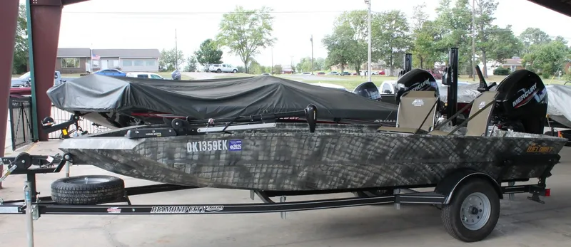 Slide: The Image of WeldBilt 1652V 2024 - 11