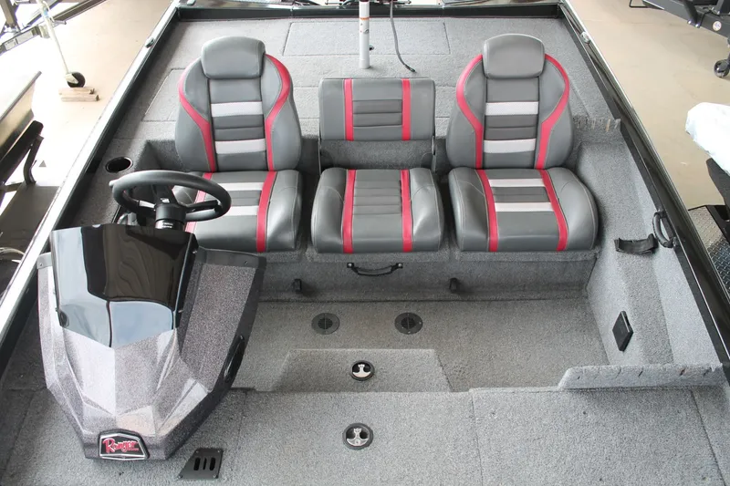 Slide: The Image of Ranger RT198P 2022 - 18