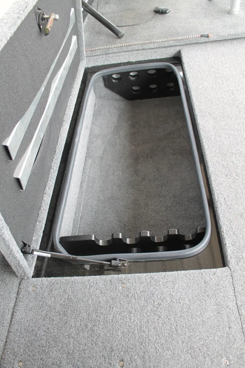 Slide: The Image of Ranger RT198P 2022 - 5