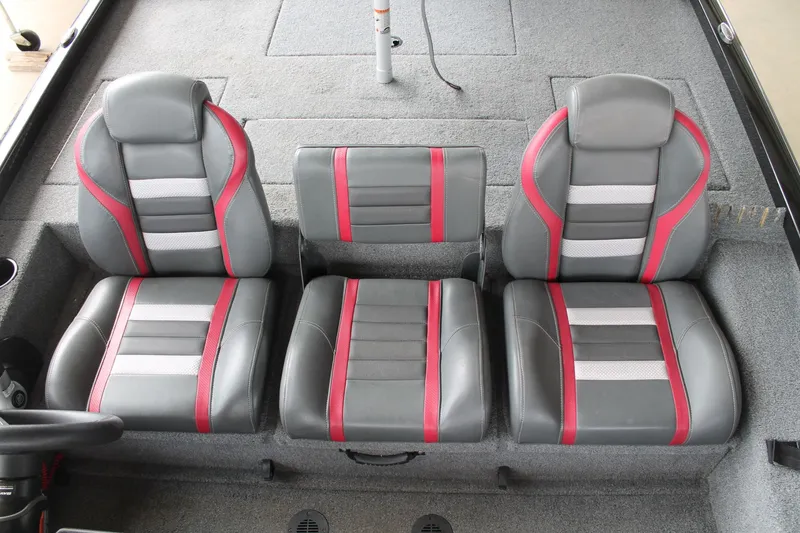 Slide: The Image of Ranger RT198P 2022 - 6