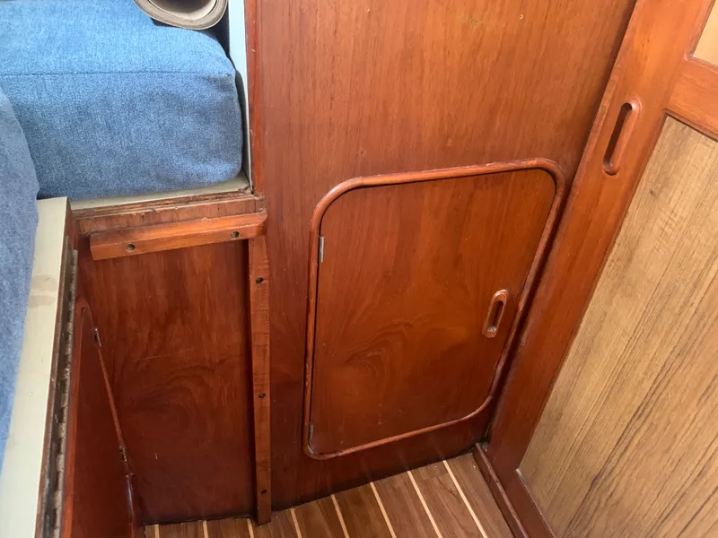 Slide: The Image of Irwin 40 Citation 1981 - 15