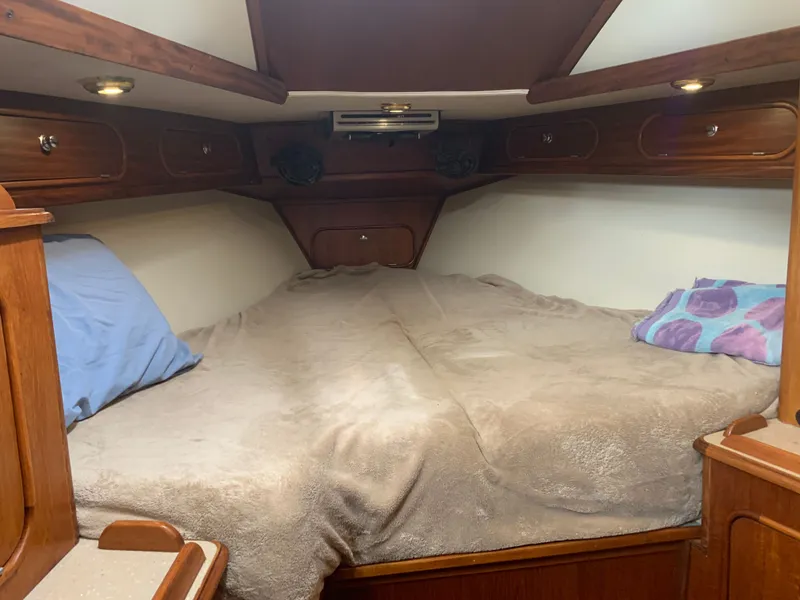 Slide: The Image of Irwin 40 Citation 1981 - 37