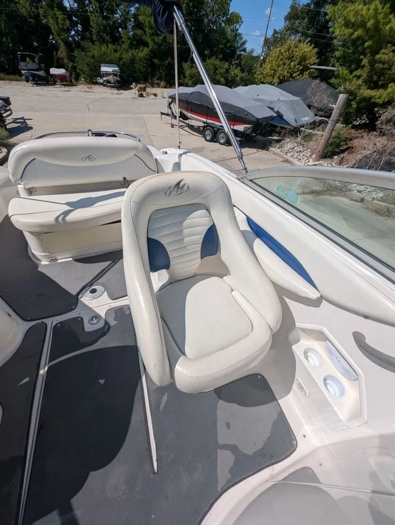 Slide: The Image of Monterey 248 Ls 2004 - 8