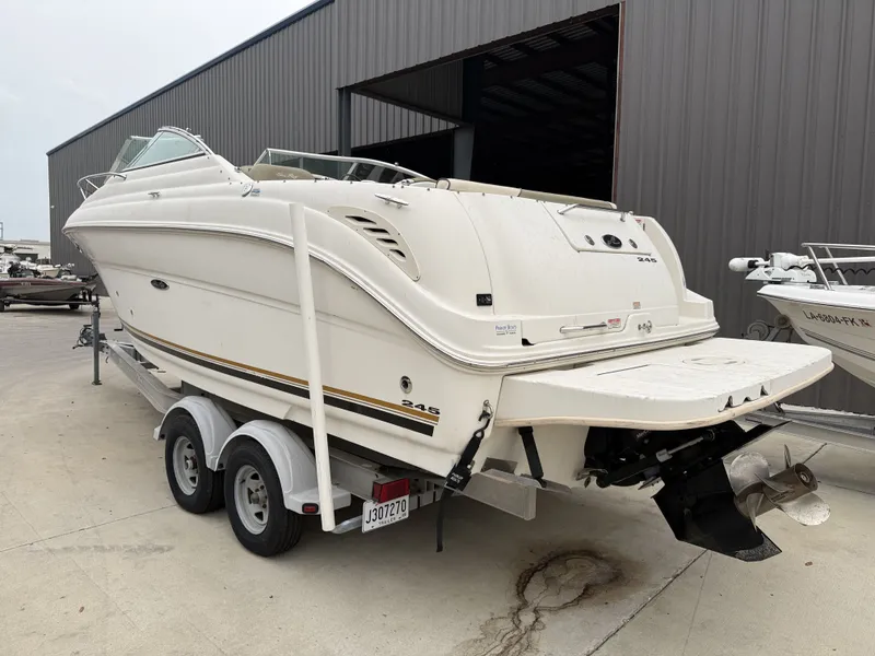 Slide: The Image of Sea Ray 245 Weekender 2005 - 4