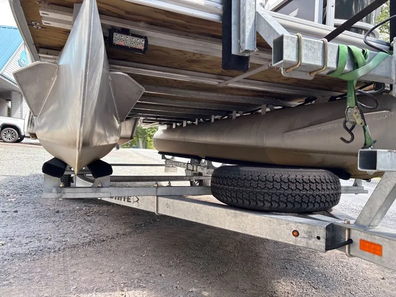 Slide: The Image of Starcraft LX 20 R 2020 - 12