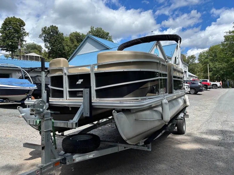 Slide: The Image of Starcraft LX 20 R 2020 - 15