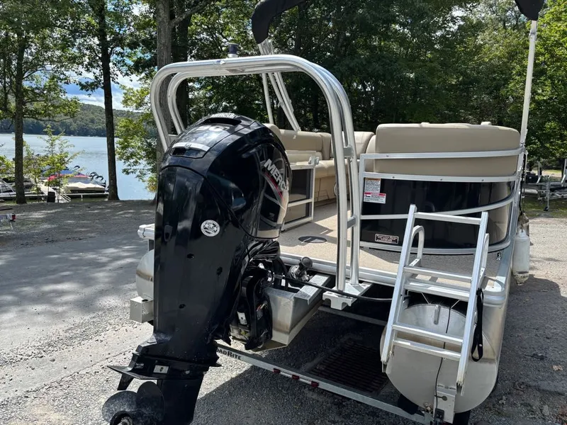 Slide: The Image of Starcraft LX 20 R 2020 - 20