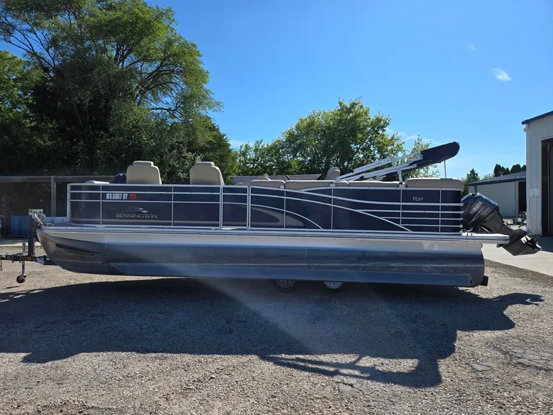 Slide: The Image of Bennington 2275RLCP 2013 - 4