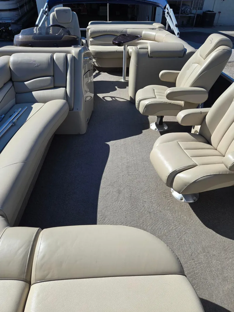 Slide: The Image of Bennington 2275RLCP 2013 - 6