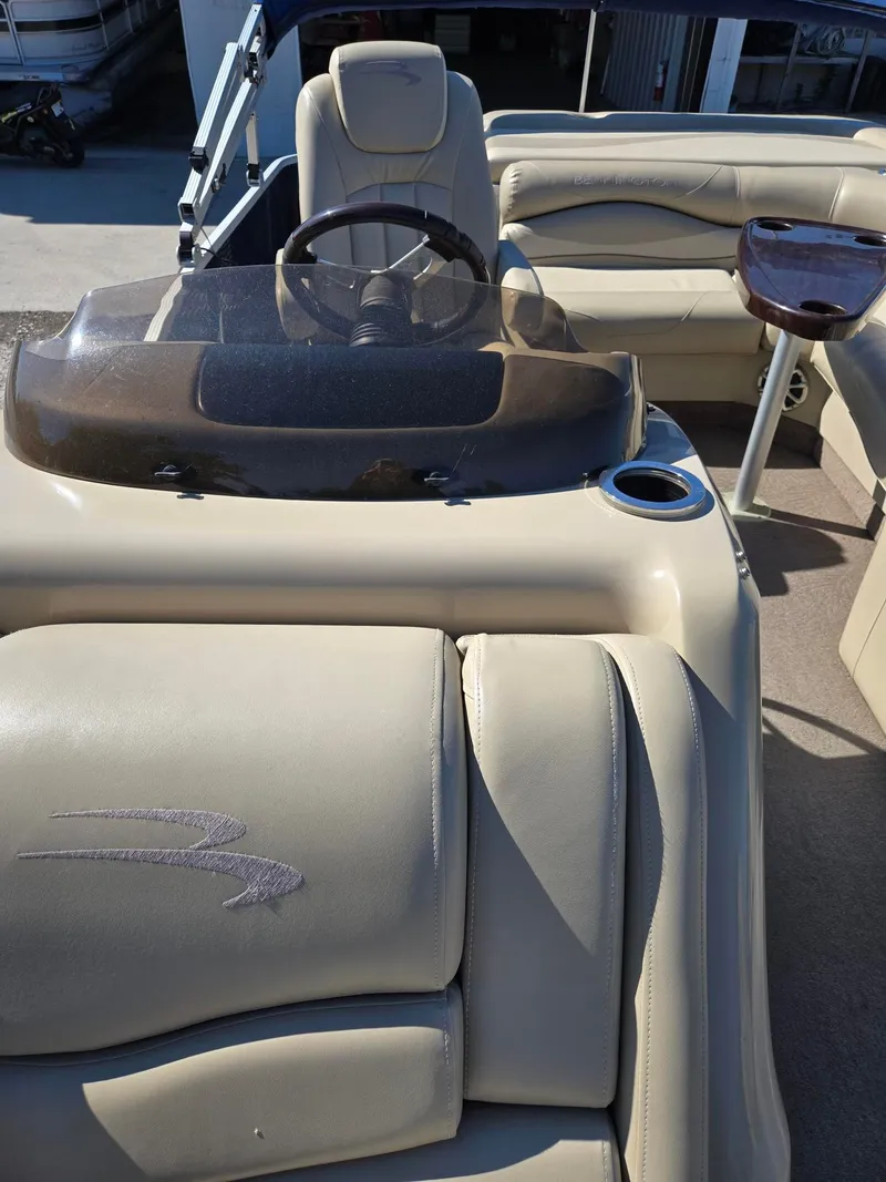 Slide: The Image of Bennington 2275RLCP 2013 - 7