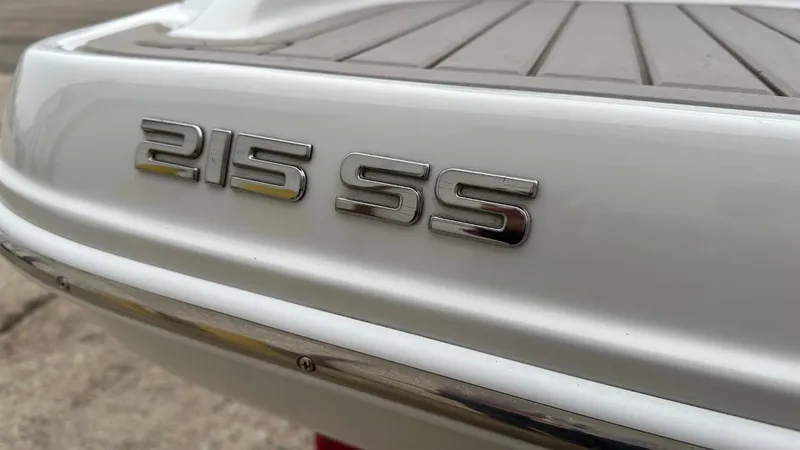 Slide: The Image of Crownline Boats 215 SS 2018 - 44