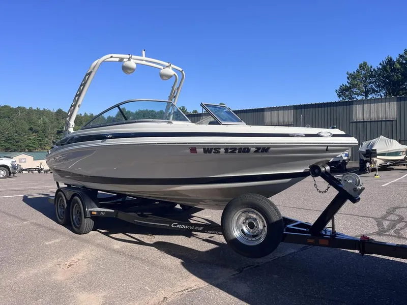 Slide: The Image of Crownline Boats 215 SS 2018 - 8