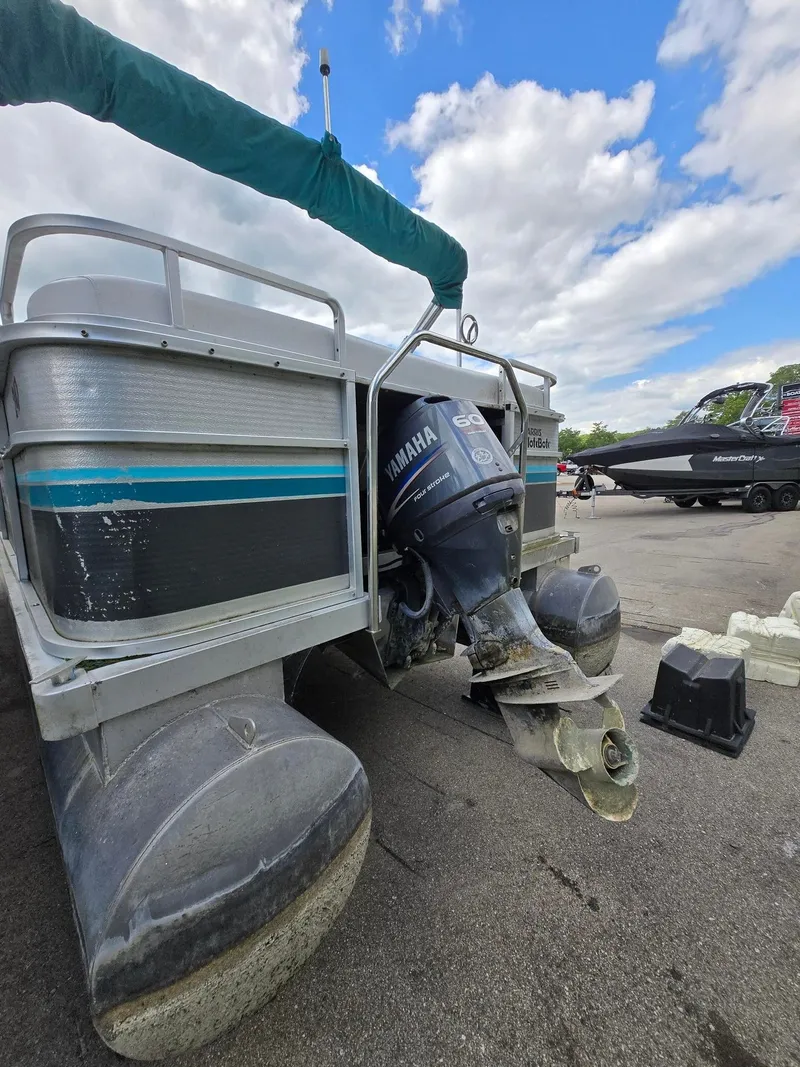 Slide: The Image of Harris Classic 240 I/O 1992 - 5