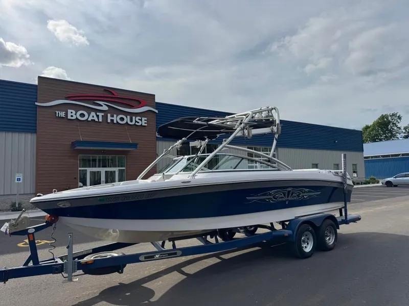 Slide: The Image of Correct Craft 236 Team Edition 2008 - 11