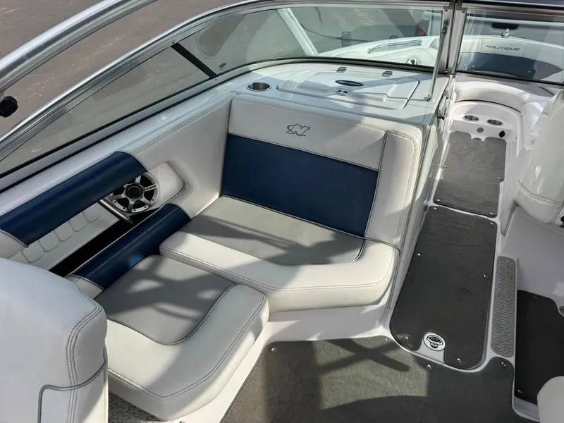 Slide: The Image of Correct Craft 236 Team Edition 2008 - 22