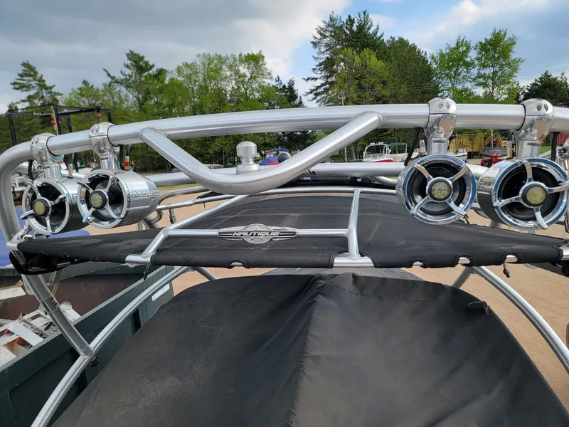 Slide: The Image of Correct Craft 236 Team Edition 2008 - 33