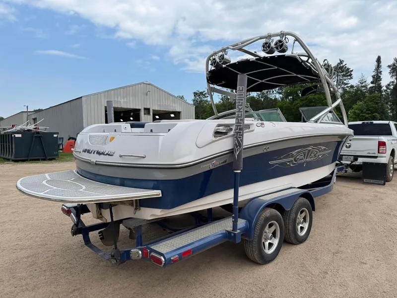 Slide: The Image of Correct Craft 236 Team Edition 2008 - 7