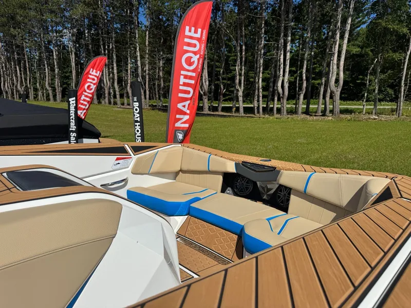 Slide: The Image of Nautique Ski Closed Bow 2025 - 20