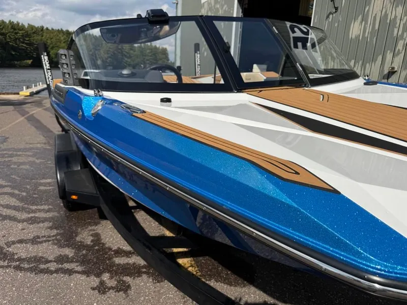 Slide: The Image of Nautique Ski Closed Bow 2025 - 25