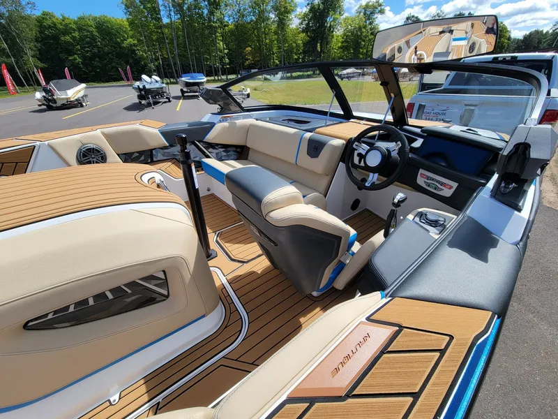 Slide: The Image of Nautique Ski Closed Bow 2025 - 9