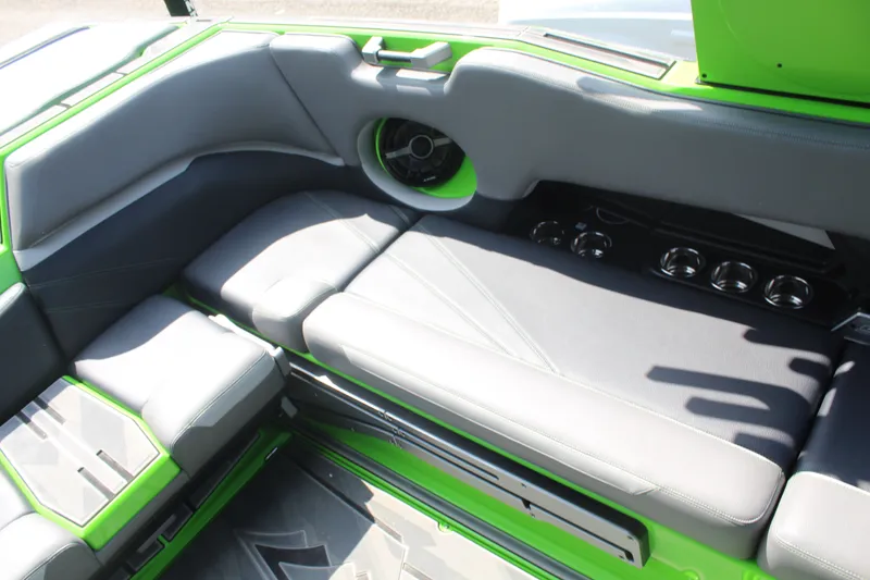 Slide: The Image of Supra SL 550 2022 - 13