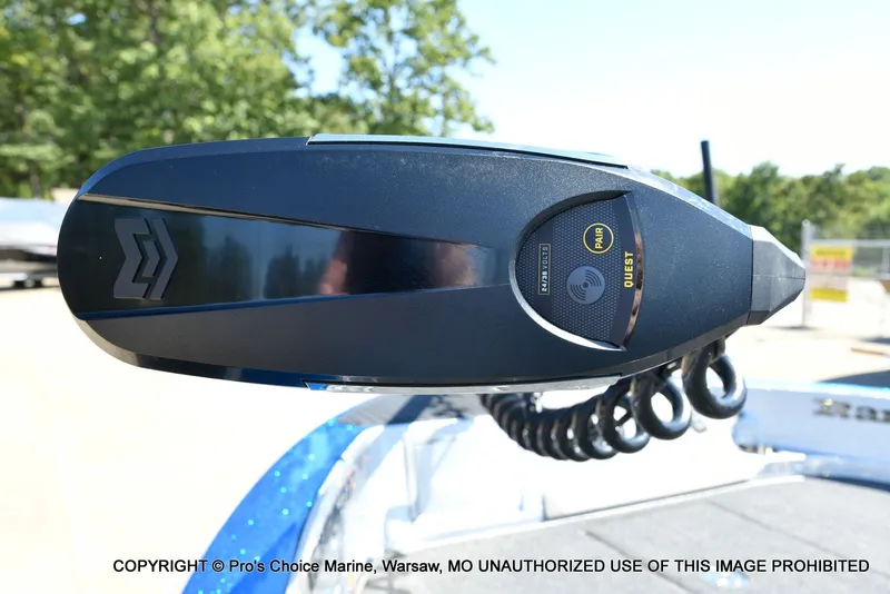 Slide: The Image of Ranger 621FS Pro w/400HP Mercury Verado V-10 2026 - 29