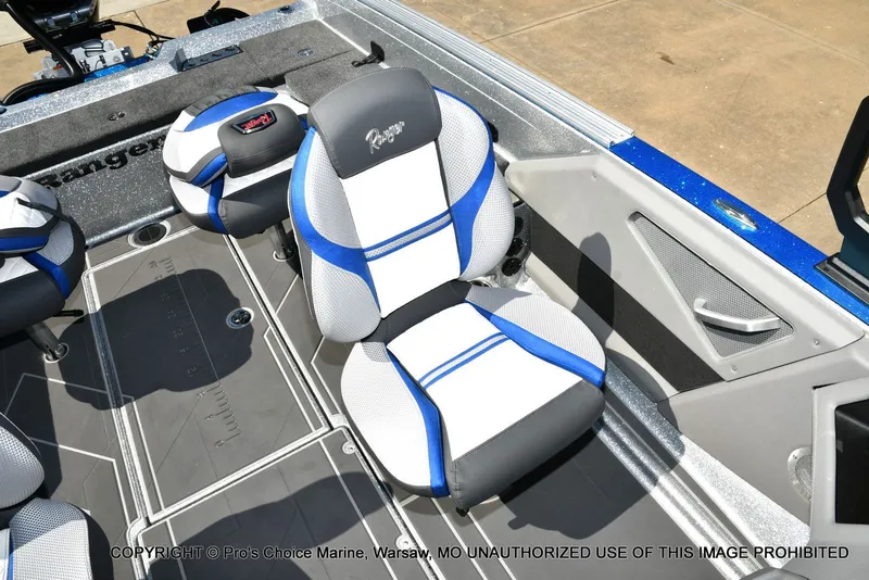Slide: The Image of Ranger 621FS Pro w/400HP Mercury Verado V-10 2026 - 69