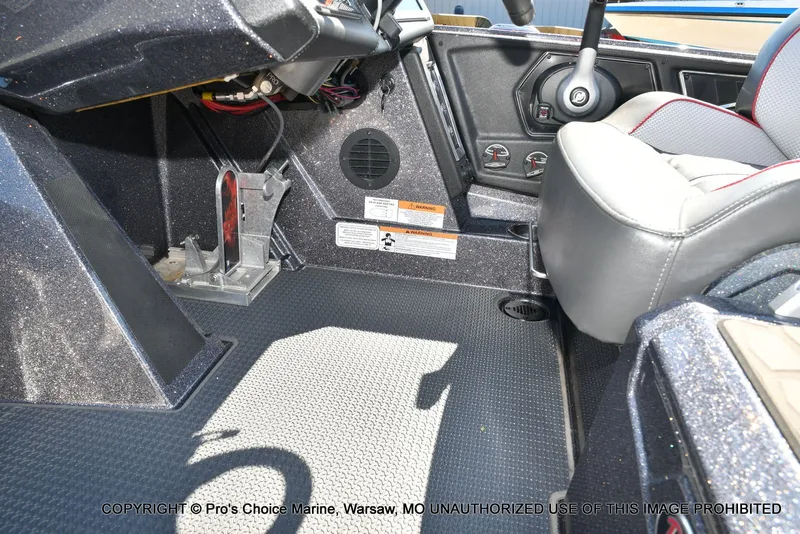 Slide: The Image of Ranger Z521R Cup DUAL CONSOLE 2023 - 48