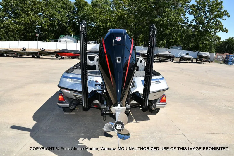 Slide: The Image of Ranger Z521R Cup DUAL CONSOLE 2023 - 7