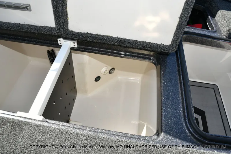 Slide: The Image of Ranger Z521R Cup DUAL CONSOLE 2023 - 70