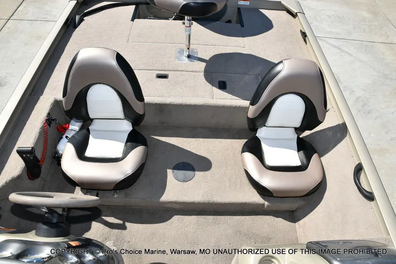 Slide: The Image of Lowe 180W Dual Console w/90HP 4 Stroke 2005 - 11