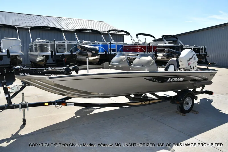 Slide: The Image of Lowe 180W Dual Console w/90HP 4 Stroke 2005 - 25