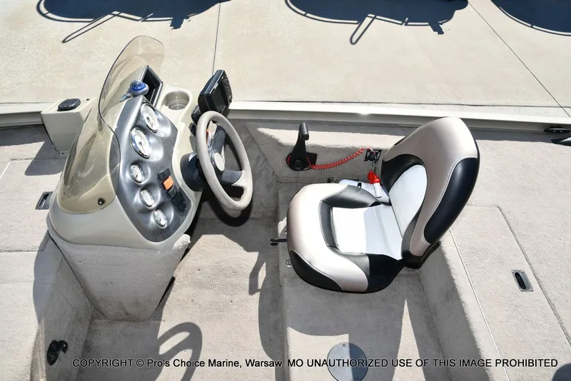 Slide: The Image of Lowe 180W Dual Console w/90HP 4 Stroke 2005 - 45