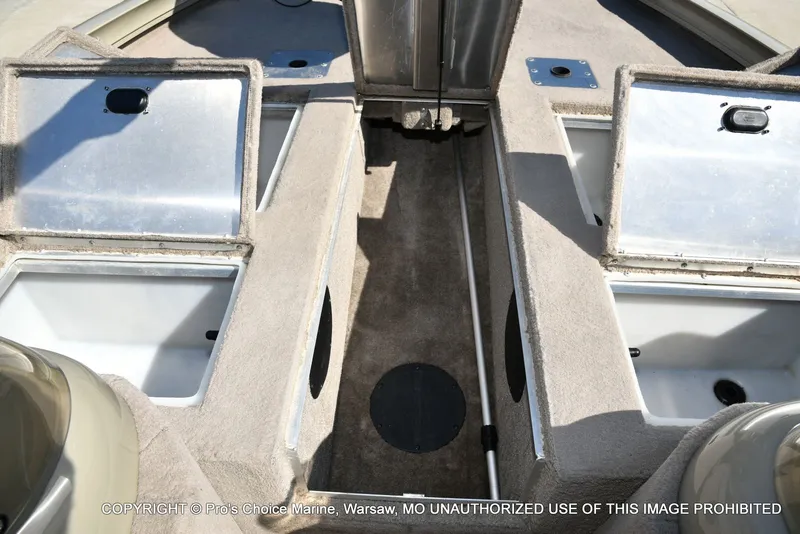 Slide: The Image of Lowe 180W Dual Console w/90HP 4 Stroke 2005 - 56